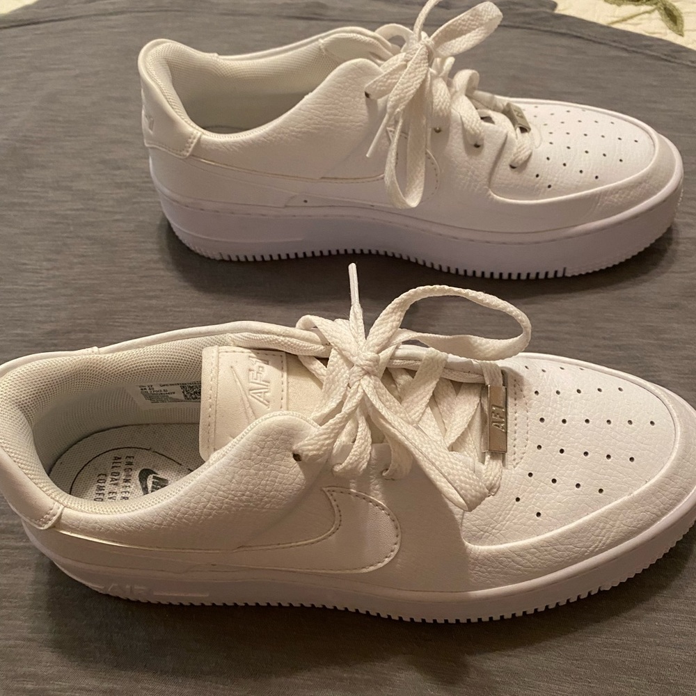 Nike Air Force 1